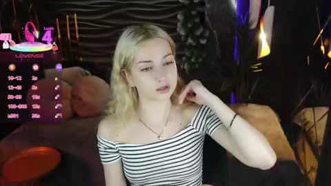 Snapshot of jessie_cuti chatting on 01-09-26, 01:58 Jessie online show from 01-09-26, 01:58