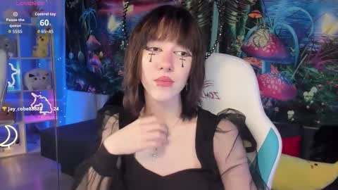 jessiefrost online show from 10-31-25, 03:57