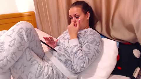 jessiestar3 online show from 03-24-26, 03:39