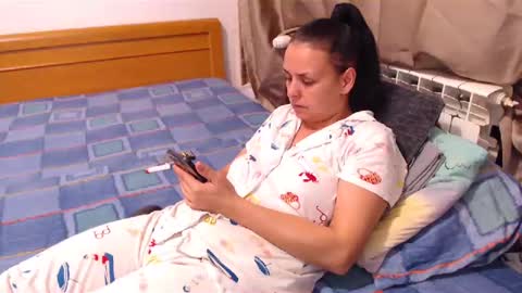 jessiestar3 online show from 06-09-26, 12:11