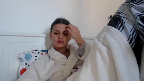 jessieryan online show from 12-17-24, 11:17