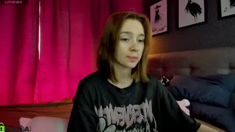 Jessie online show from 06-19-26, 09:24