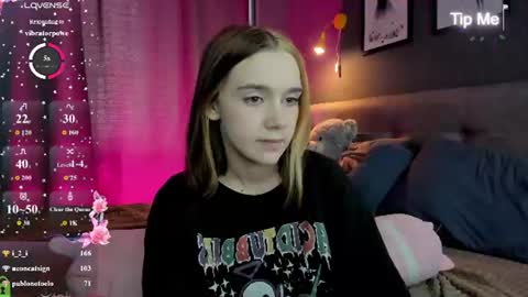 Jessie online show from 07-20-26, 10:39