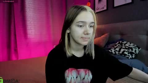 Jessie online show from 07-30-26, 09:41