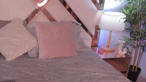 JESSICA STONNE online show from 01-11-25, 04:16