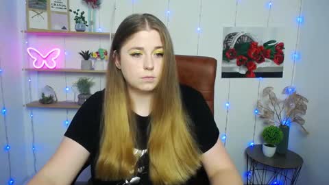 Jess online show from 03-04-25, 07:19