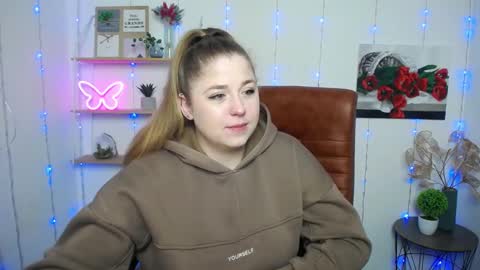 Jess online show from 03-06-25, 07:03