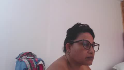 paola online show from 06-30-26, 05:25