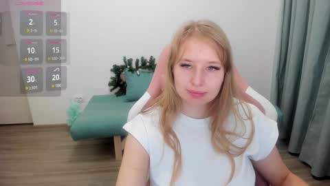 Snapshot of jessy_comely chatting on 12-11-24, 10:14 Jessy online show from 12-11-24, 10:14