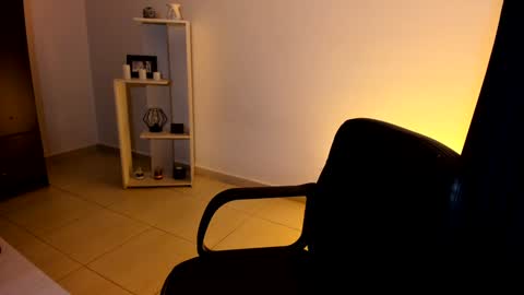 Snapshot of jessy_prada chatting on 12-09-24, 10:41 Miss Jessy online show from 12-09-24, 10:41