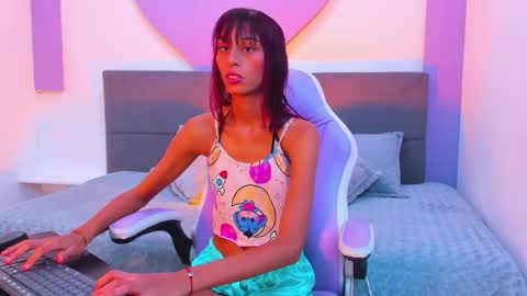 Snapshot of jessy_skinny_ chatting on 10-09-25, 02:31 Jessy online show from 10-09-25, 02:31
