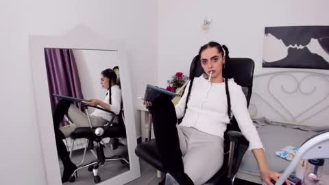 Jessy online show from 02-26-25, 04:03