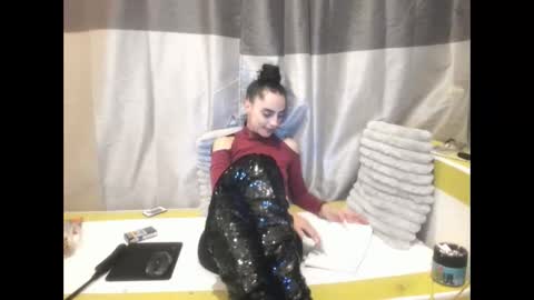 Jessy online show from 10-26-25, 06:25