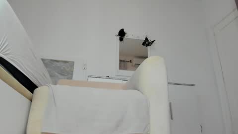 jesy online show from 04-23-26, 07:41