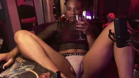 Beastly Beauty online show from 09-26-25, 01:42