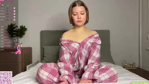 Mona online show from 03-05-25, 02:34