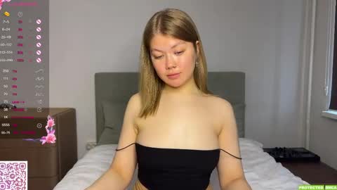 Mona online show from 04-21-26, 04:30