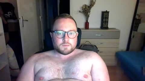 jeuneloup92 online show from 11-21-25, 05:00