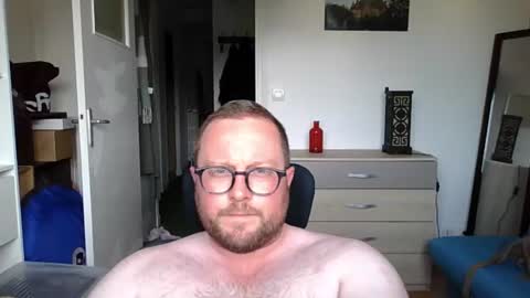 jeuneloup92 online show from 06-22-26, 05:10
