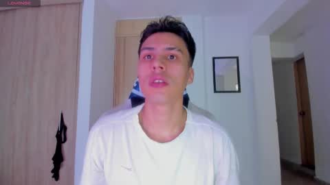Snapshot of jeyden_camilo chatting on 01-12-26, 05:07 Jeyden Camilo online show from 01-12-26, 05:07