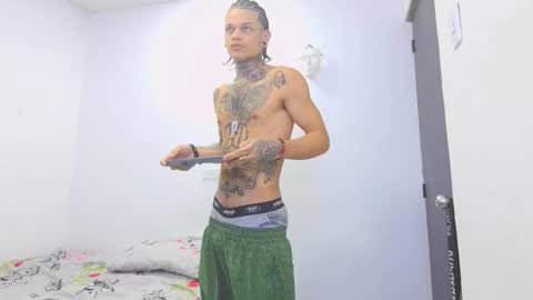 Snapshot of jeykob_23 chatting on 02-12-26, 11:22 JEYKOB online show from 02-12-26, 11:22