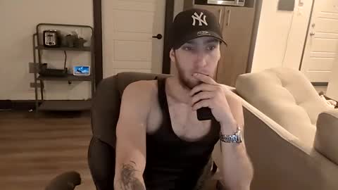 Snapshot of jf12334 chatting on 12-18-25, 09:04 NedeledeN online show from 12-18-25, 09:04