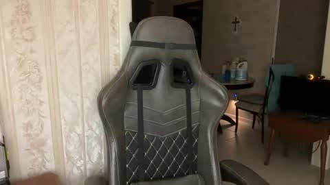 jglisson83 online show from 12-16-25, 05:45