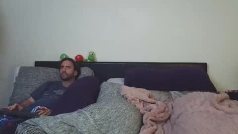 FoxHunter1 online show from 11-13-25, 03:55