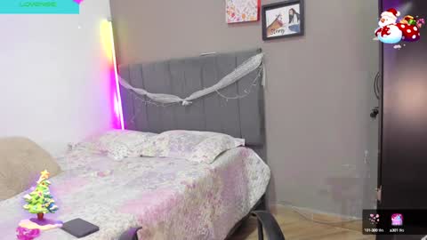 jhackelin  My independent account online show from 12-29-24, 12:20