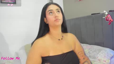 jhackelin  My independent account online show from 11-03-25, 02:35