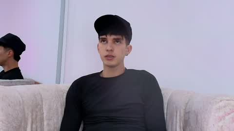 Jheampiero online show from 04-25-26, 09:01