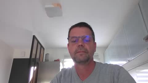 Snapshot of jhmec44000 chatting on 06-06-26, 11:04 jhmec44000 online show from 06-06-26, 11:04