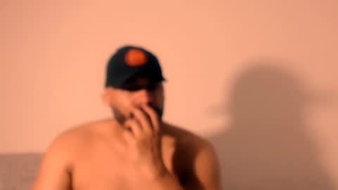 En moreno online show from 11-13-25, 01:15