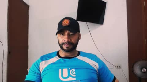 Snapshot of jho173027 chatting on 01-10-26, 02:46 En moreno online show from 01-10-26, 02:46