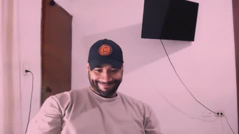 Snapshot of jho173027 chatting on 01-12-26, 06:24 En moreno online show from 01-12-26, 06:24