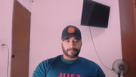 Snapshot of jho173027 chatting on 01-15-26, 09:07 En moreno online show from 01-15-26, 09:07