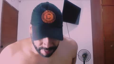 Snapshot of jho173027 chatting on 01-16-26, 10:41 En moreno online show from 01-16-26, 10:41