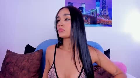 Jhoana  online show from 09-18-25, 05:59