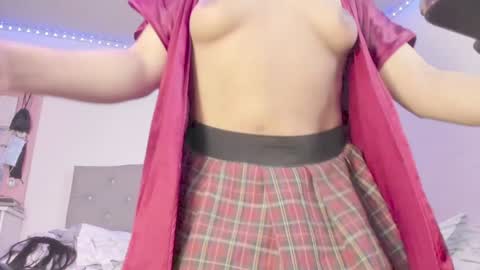 jhoanatrans22 online show from 01-09-25, 12:14