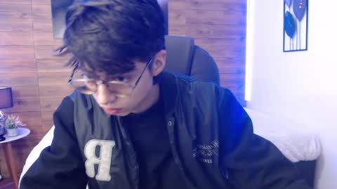 Jhoel online show from 12-27-24, 12:23