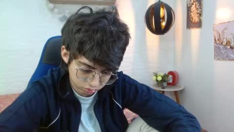 Jhoel online show from 11-29-25, 01:47