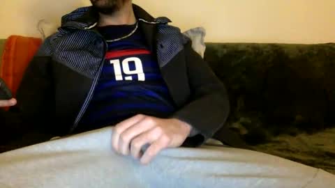 jhoemore94 online show from 01-11-26, 06:46