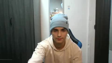 Snapshot of jhon_2000s chatting on 02-09-25, 01:55 jhon online show from 02-09-25, 01:55