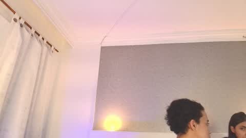 Jhon and Karol online show from 06-25-26, 04:45