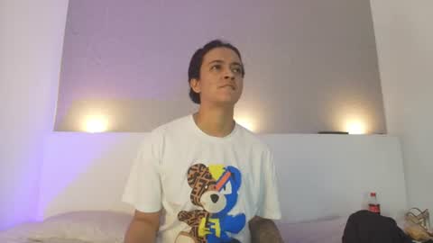 Jhon and Karol online show from 07-08-26, 04:17