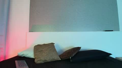 Jhon and Karol online show from 07-11-26, 04:37