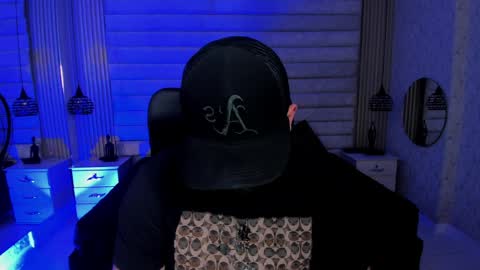 John Bear.... online show from 03-25-26, 11:27