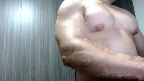 jhon_walkersky online show from 06-18-26, 01:17
