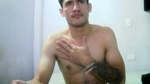 Snapshot of jhonduglas chatting on 11-27-25, 12:46 jhonduglas online show from 11-27-25, 12:46