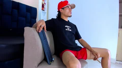 Jhon online show from 11-19-25, 03:28